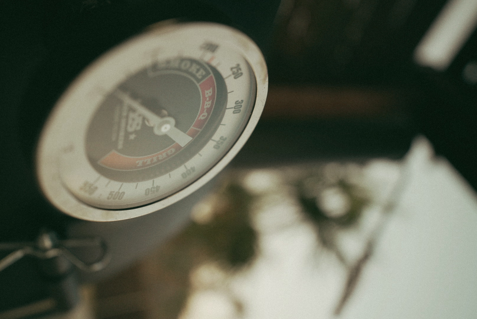 Yoder smoker temperature gauge detail